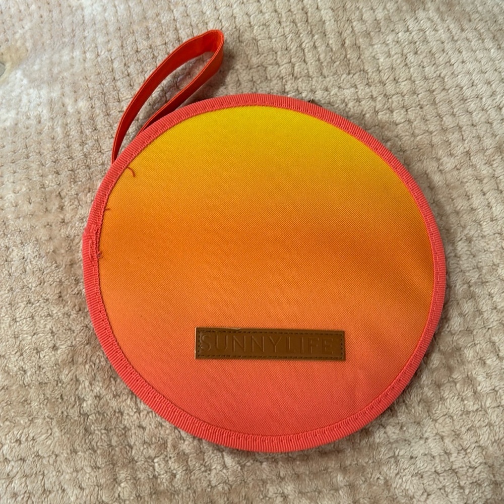 NEW Sunnylife Plate and Stainless Steel Cutlery Travel Set